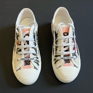 “ Dior” embroidered sneakers